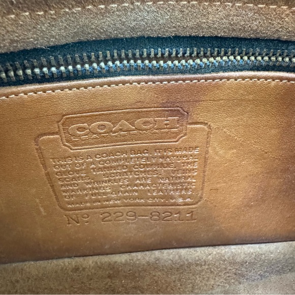 Vintage Coach Brown Leather Shoulder Bag - Picture 3 of 7